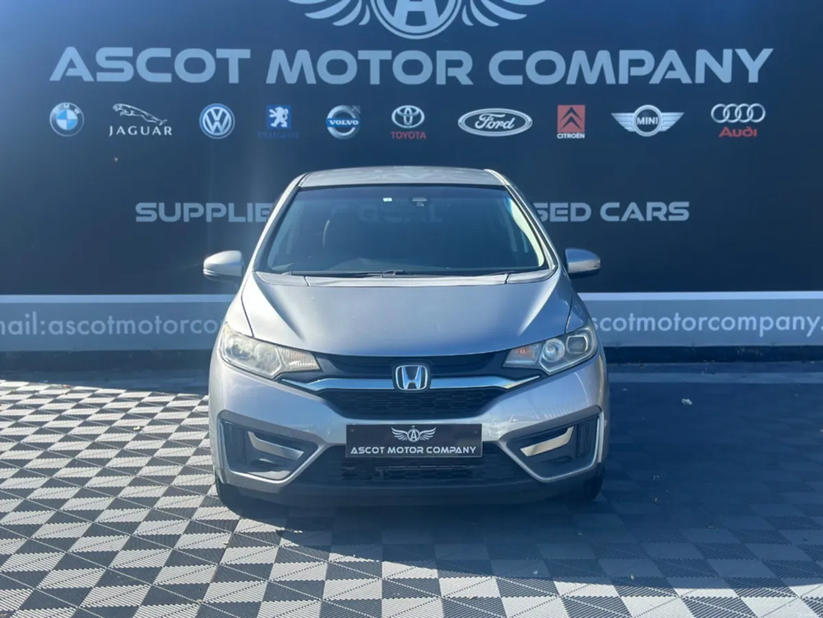 Honda Fit 1.5 Petrol Hybrid, Automatic - Image 3
