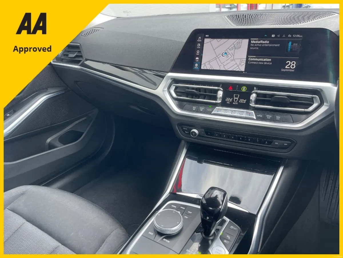 BMW 3-Series SE PRO AUTO FREE DELIVERY - Image 3