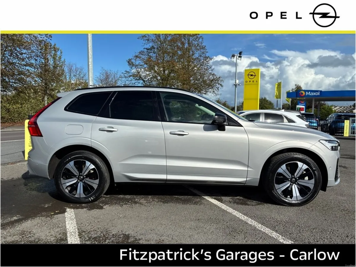 Volvo XC60 T6 Recharge PHEV 350hp AT8 Plus Dark - Image 3
