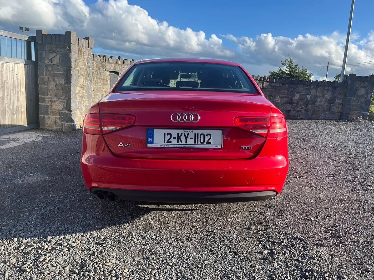 Audi A4 2012 - Image 5