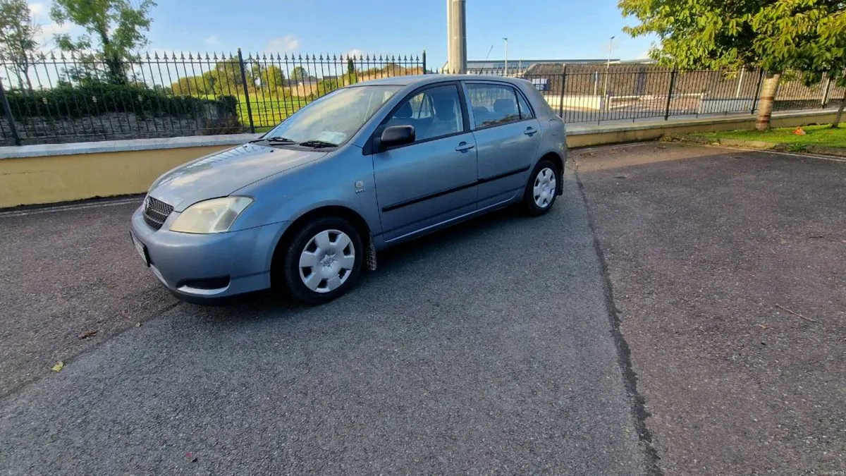 Toyota corolla - Image 1