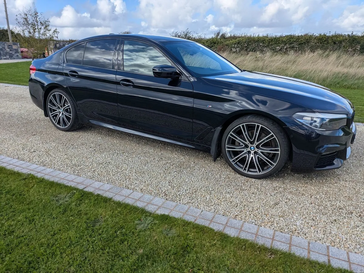 BMW 5-Series 520D M SPORT G30 2020 - Image 2