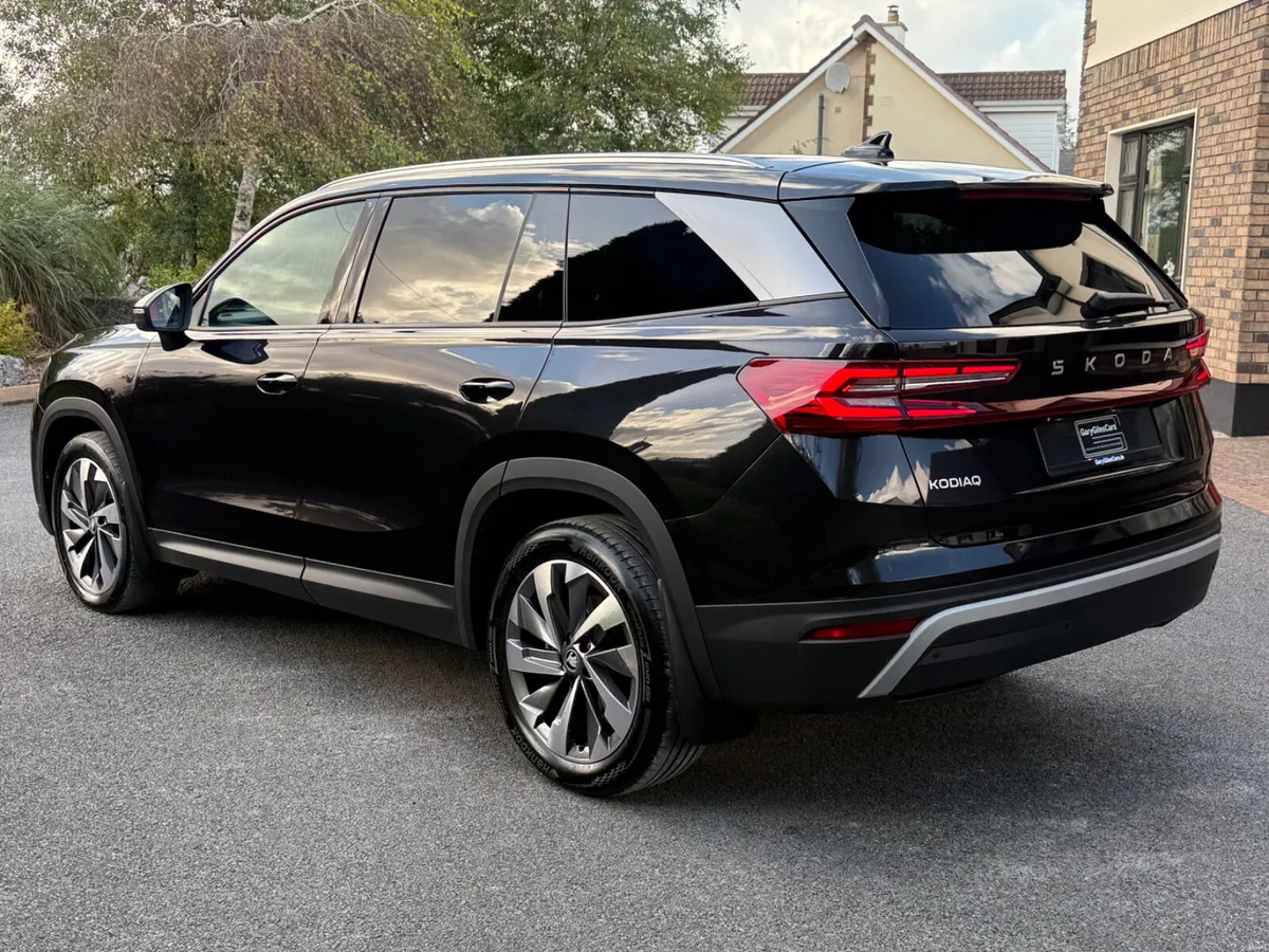 Stunning 251 Skoda Kodiaq Selection plus + Leather - Image 5