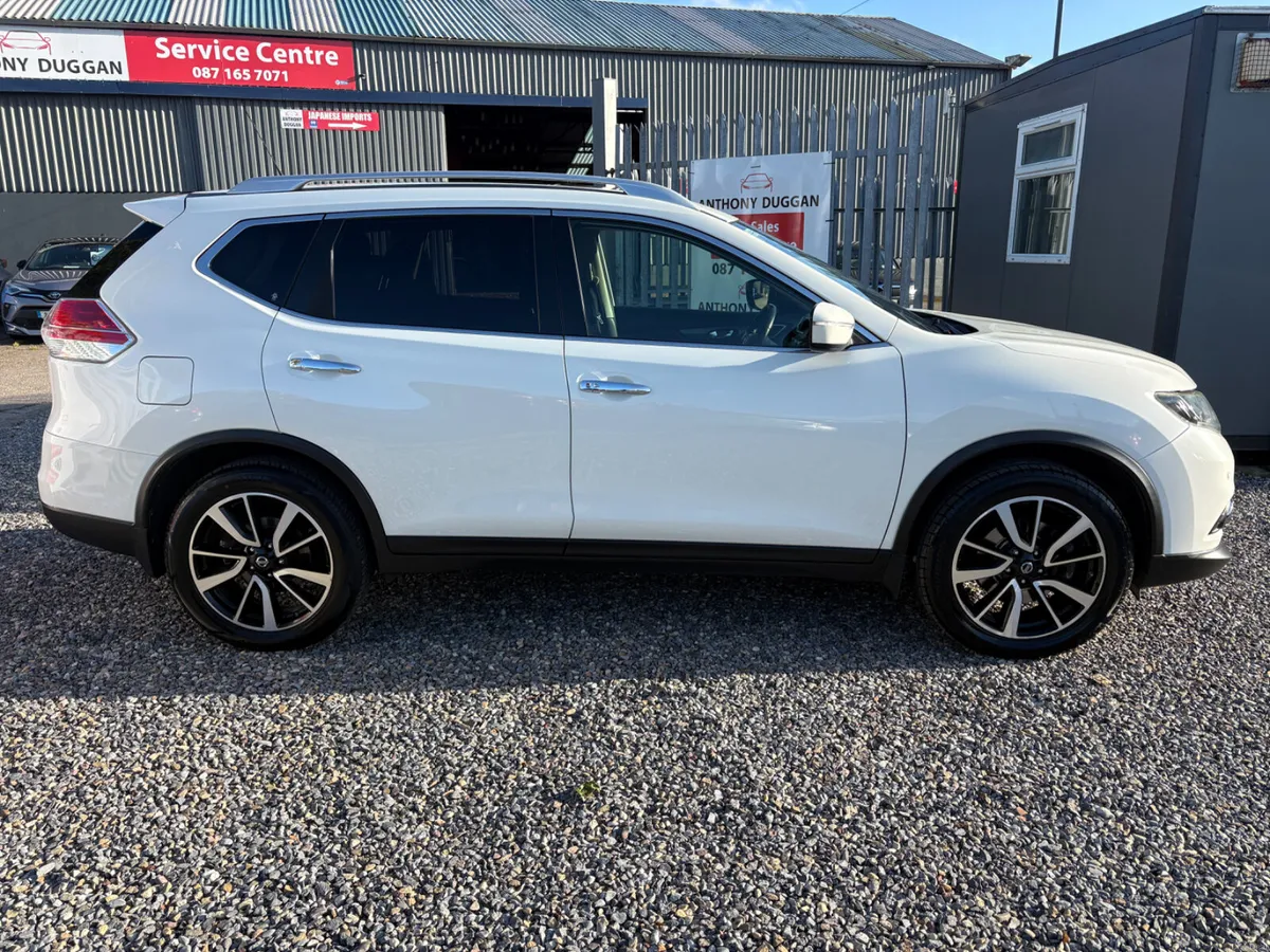 Nissan X-Trail 1.6 7 seater Design pack - Image 2