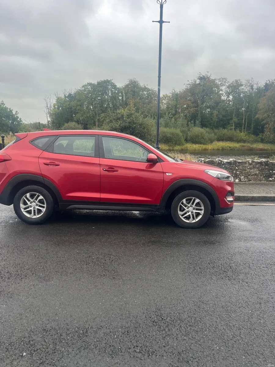 Hyundai Tucson 2017 - Image 2