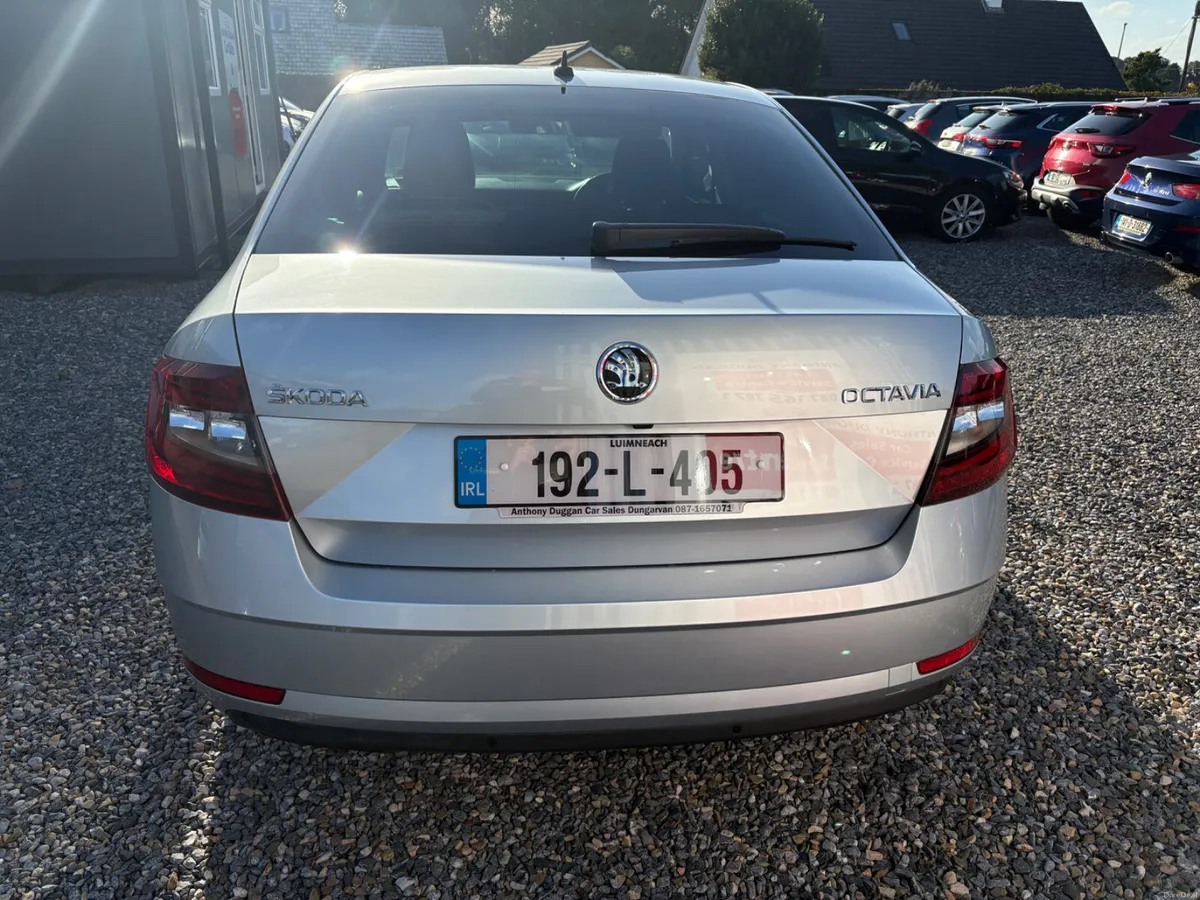 192 Skoda Octavia 1.0tsi Soliel - Image 4