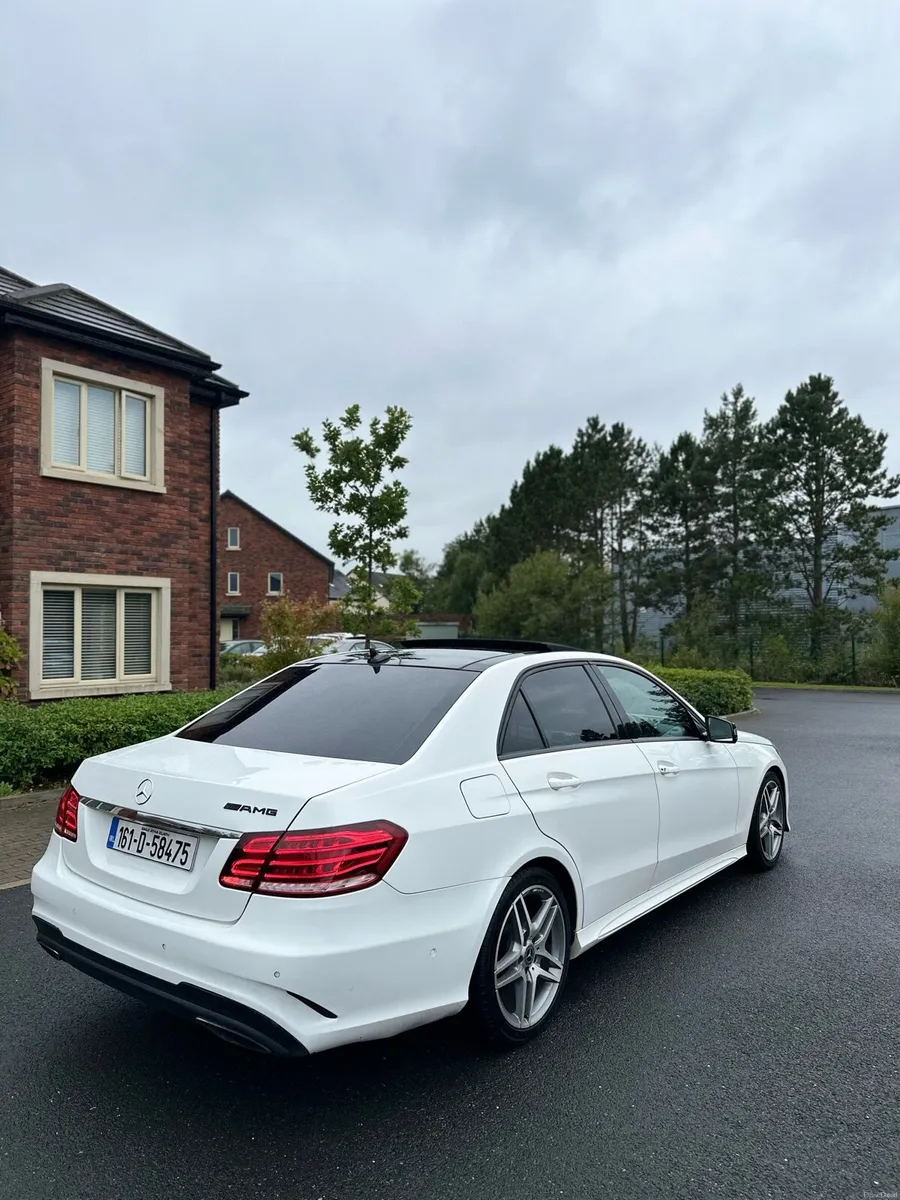 MERCEDES BENZ E220 AMG NCTED - Image 4