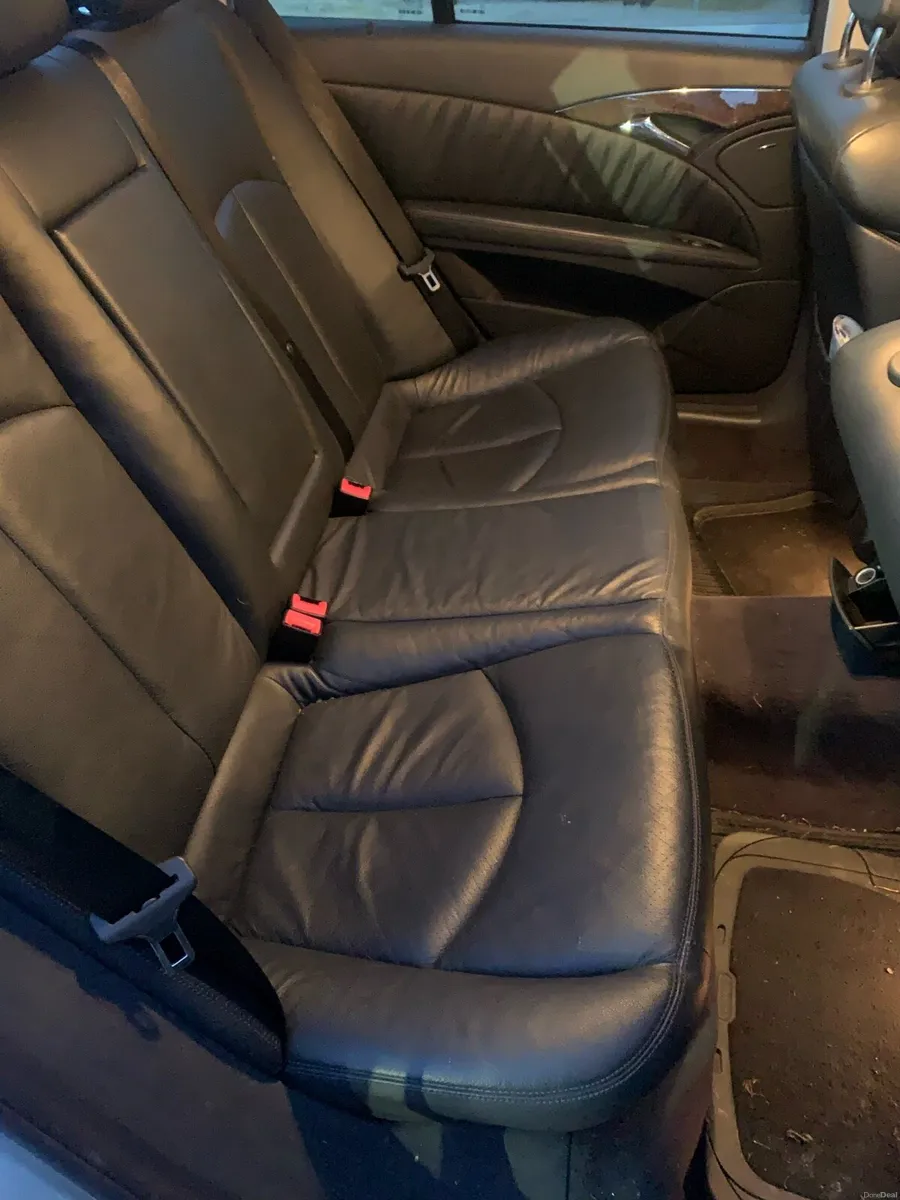 Mercedes E Class E220 - Image 6