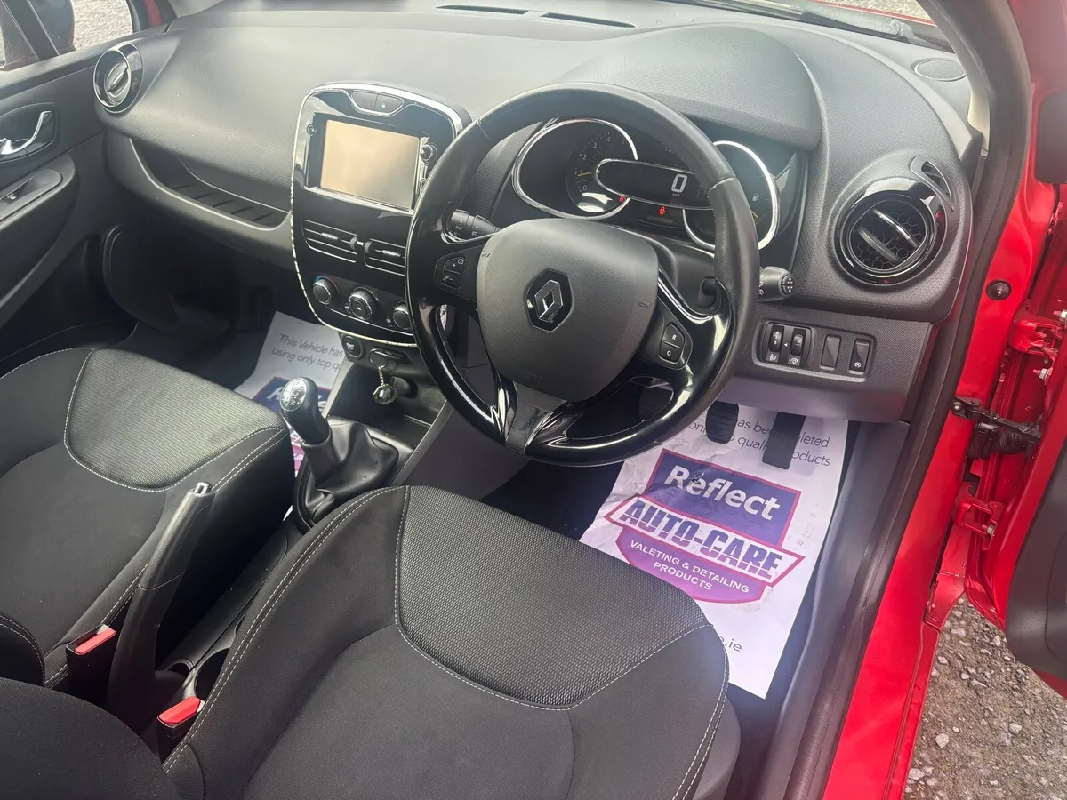 Renault Clio 2015 - Image 6