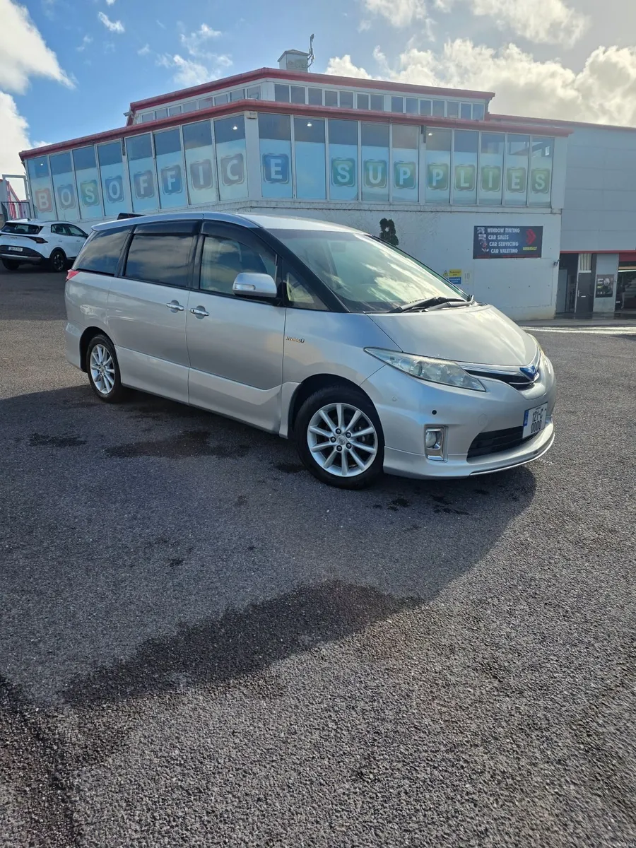 Toyota Estima Hybrid Modelista - Image 1