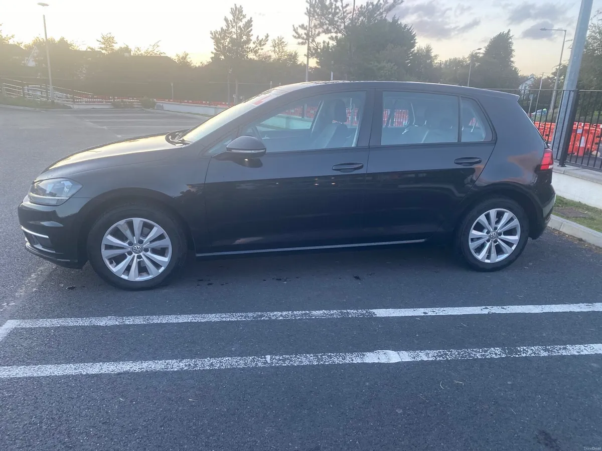 Volkswagen Golf 2018 - Image 2