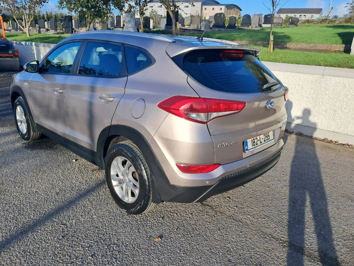 Hyundai Tucson 2018 (182) - Image 2