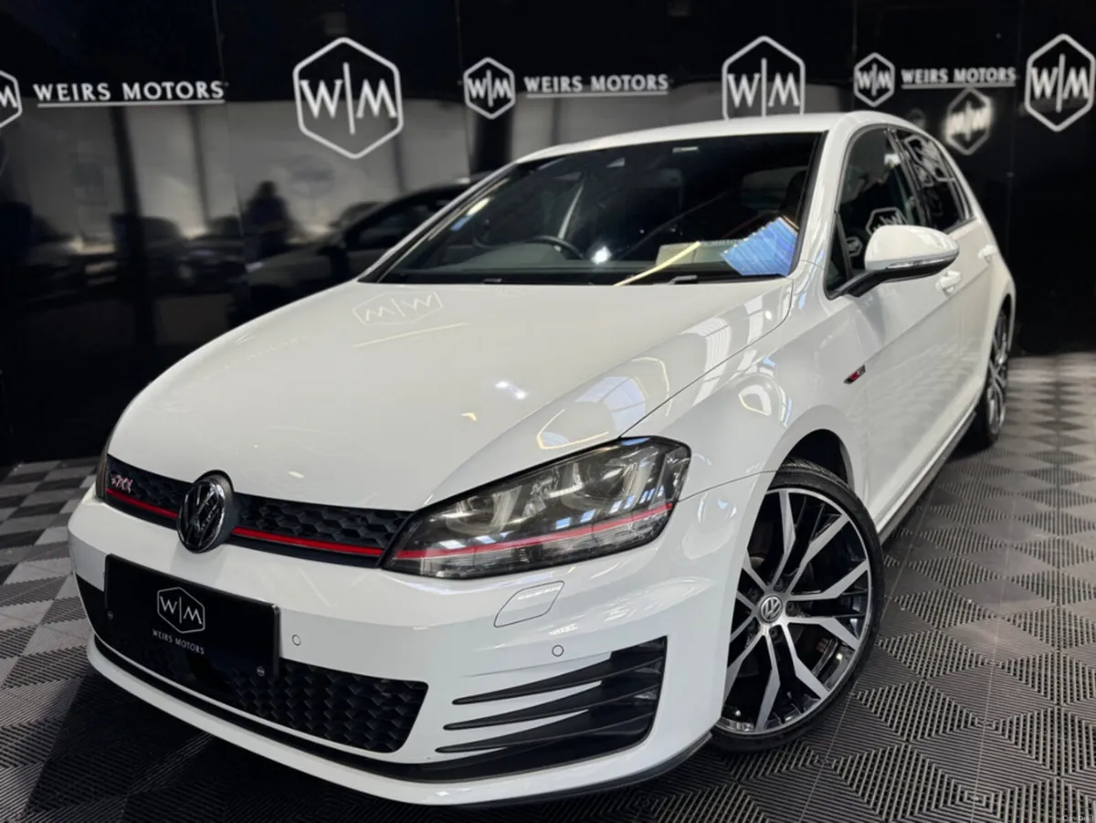 Volkswagen Golf GTI PERFORMACE DSG 230BHP - Image 2