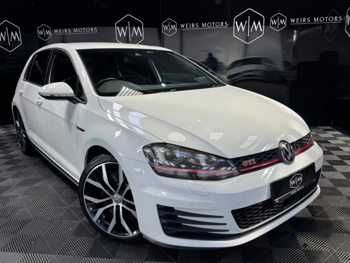 Volkswagen Golf GTI PERFORMACE DSG 230BHP - Image 6