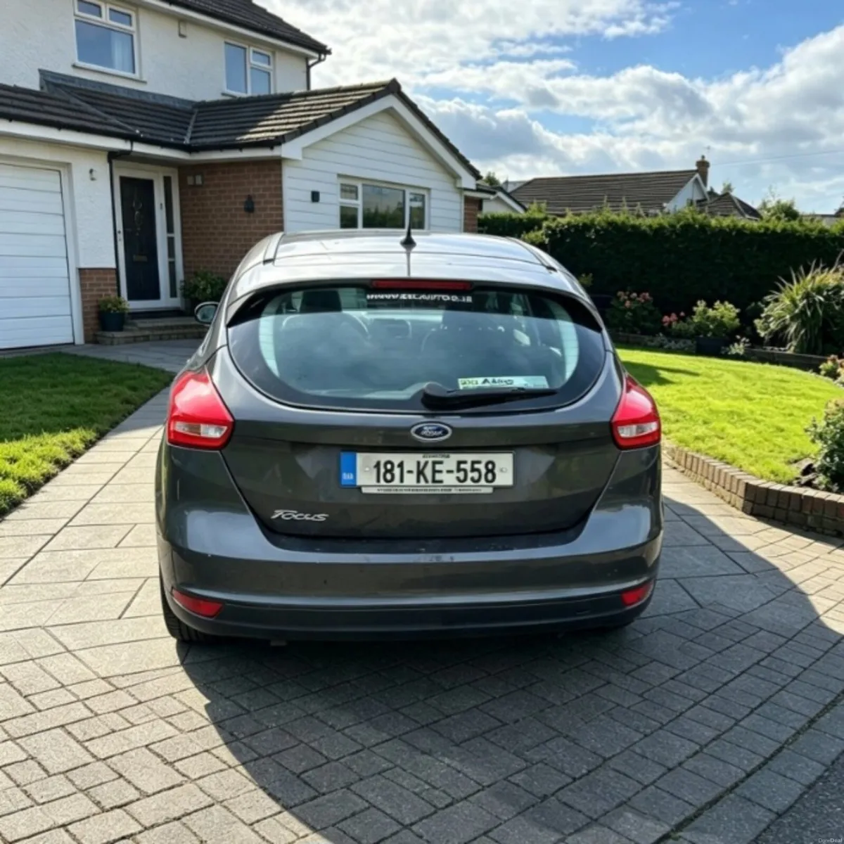 Car - Image 4