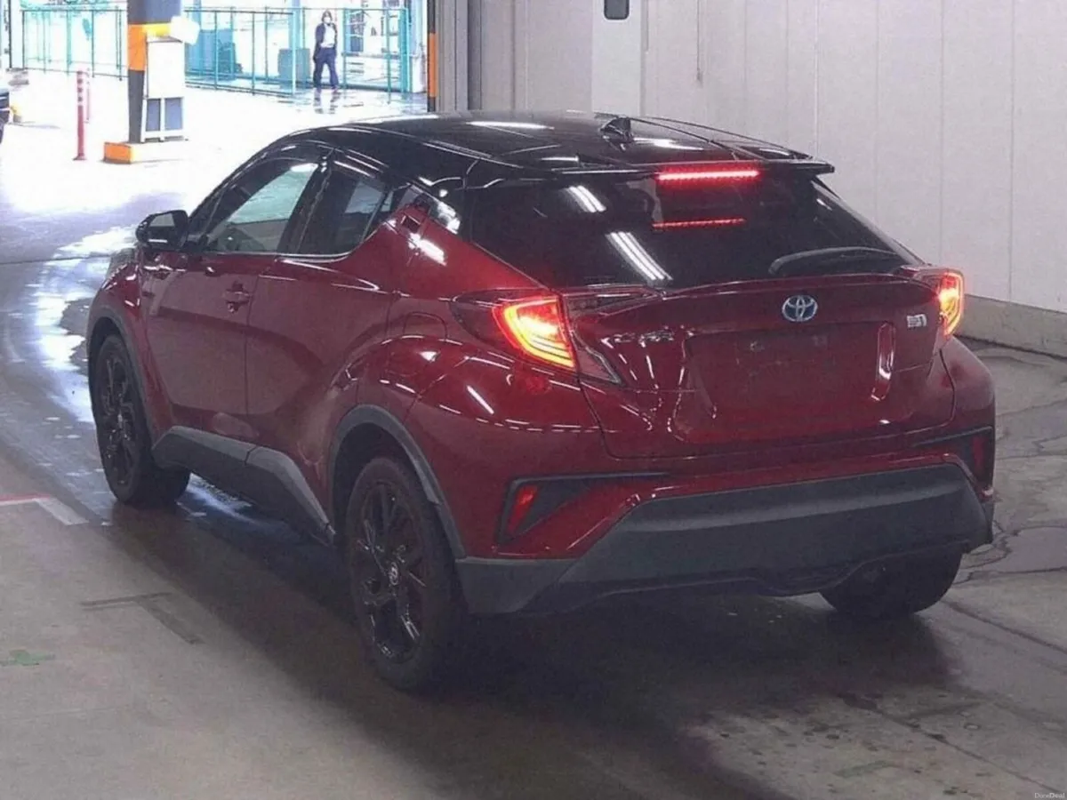 Toyota C-HR 1.8 HYBRID AUTOMATIC SUV - G MODE NERO - Image 2