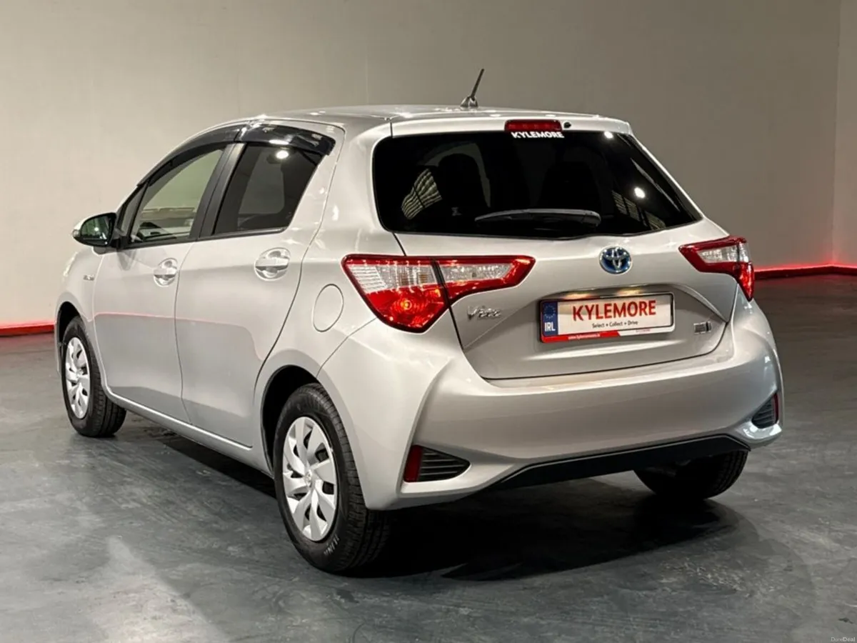 Toyota Vitz 1.5 HYBRID AUTOMATIC - LOW MILEAGE - Image 5