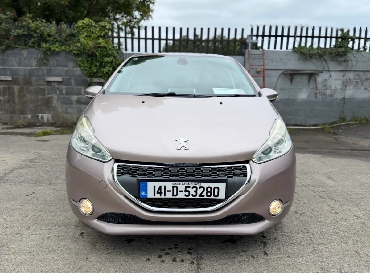 2014 PUEGEOT 208. LOW MILEAGE. NEW NCT. AUTO 1.2L - Image 2