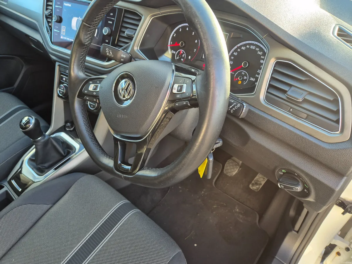 Volkswagen T-Roc sport 2020 - Image 4