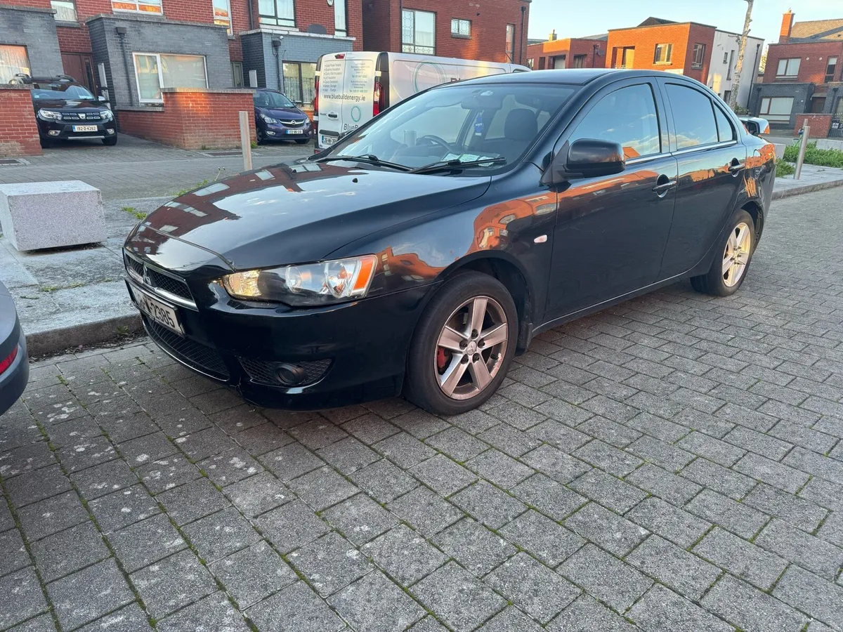 Automatic Lancer 2008 - Image 1