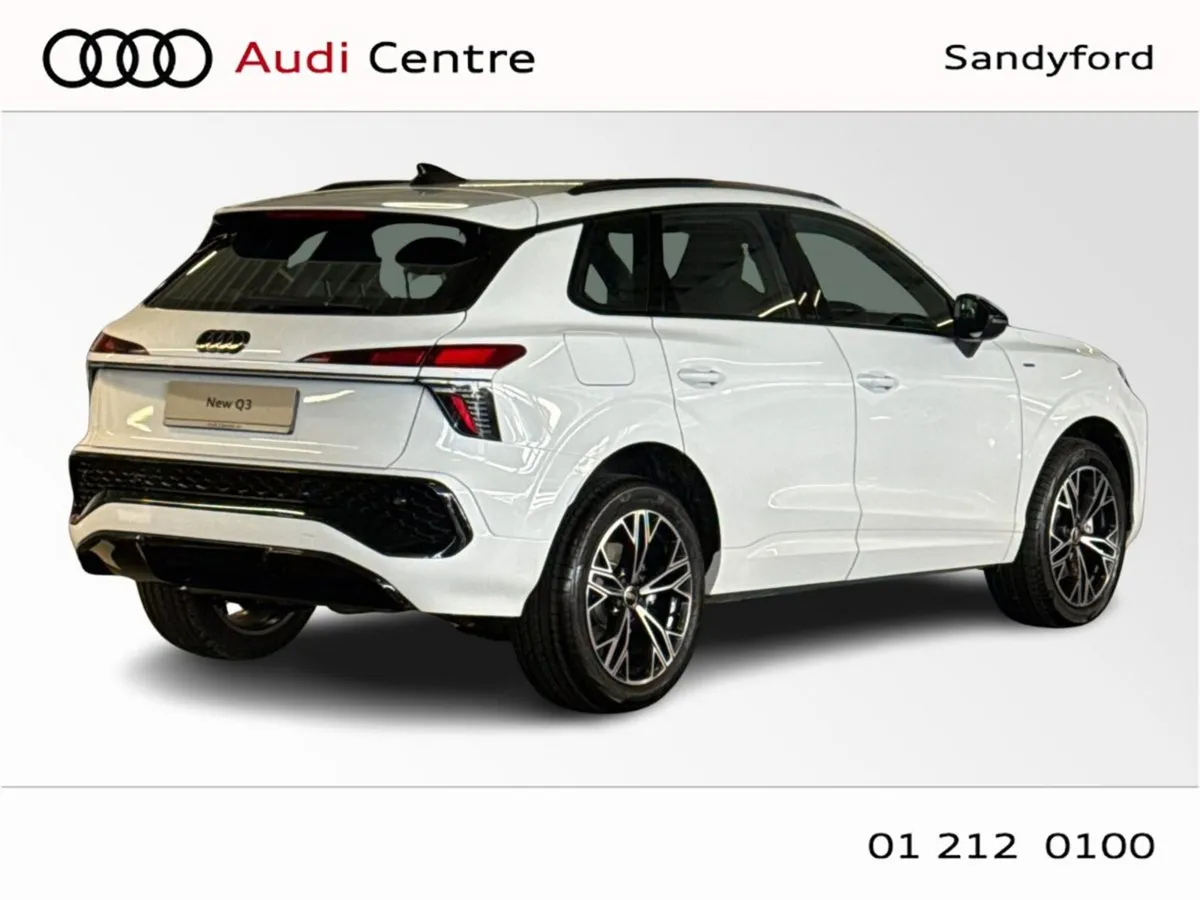 Audi Q3 E-HYBRID 270HP S-T S LINE - Image 3