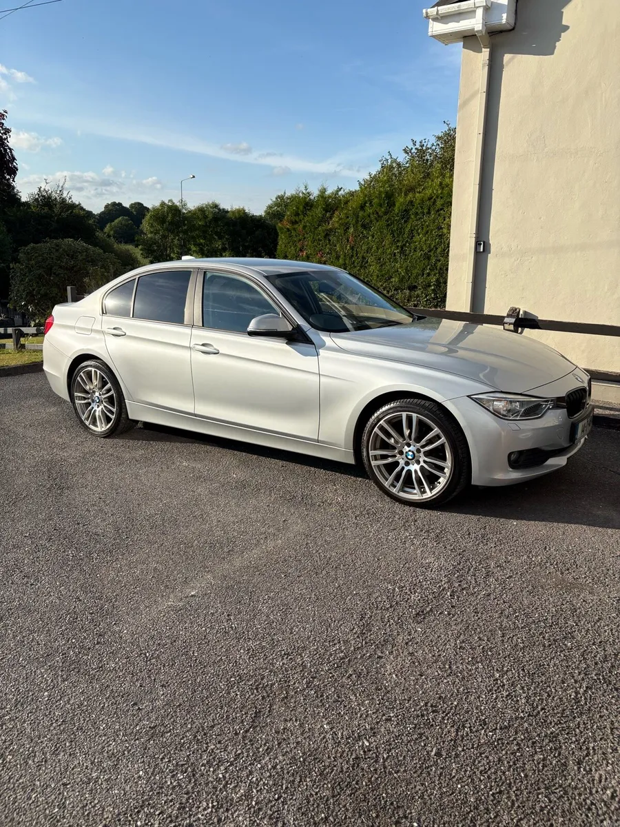 BMW 320D F30 - Image 3