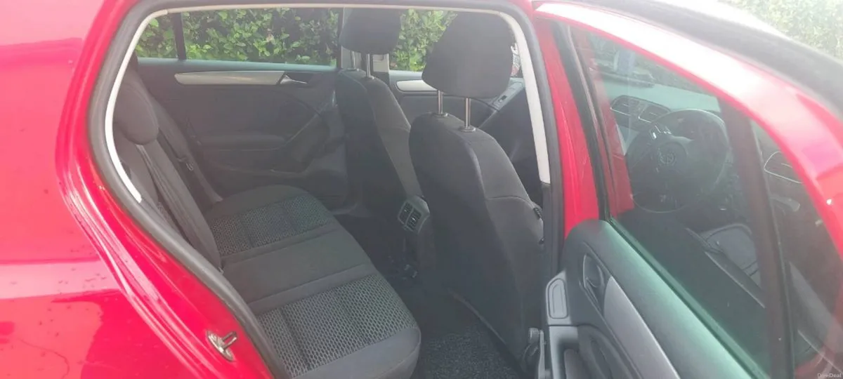 Volkswagen Golf 2011 - Image 5