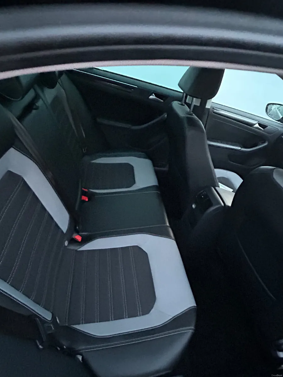 Volkswagen Jetta 2017 new nct - Image 4
