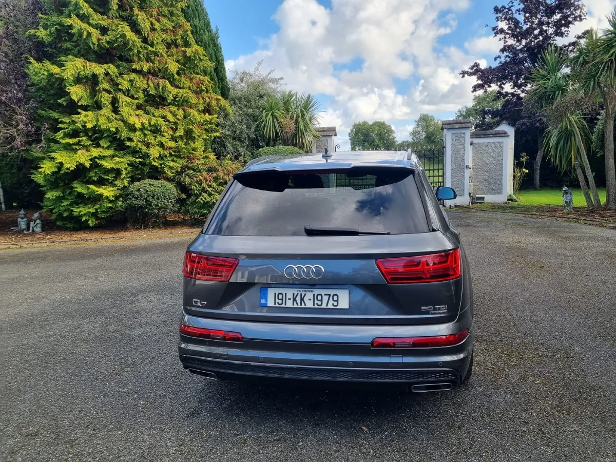 Audi Q7 2019 - Image 2