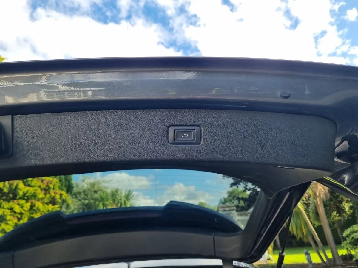 Audi Q7 2019 - Image 6