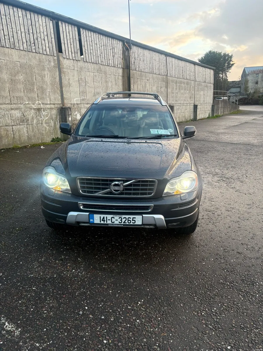 2014 Volvo xc90 - Image 3