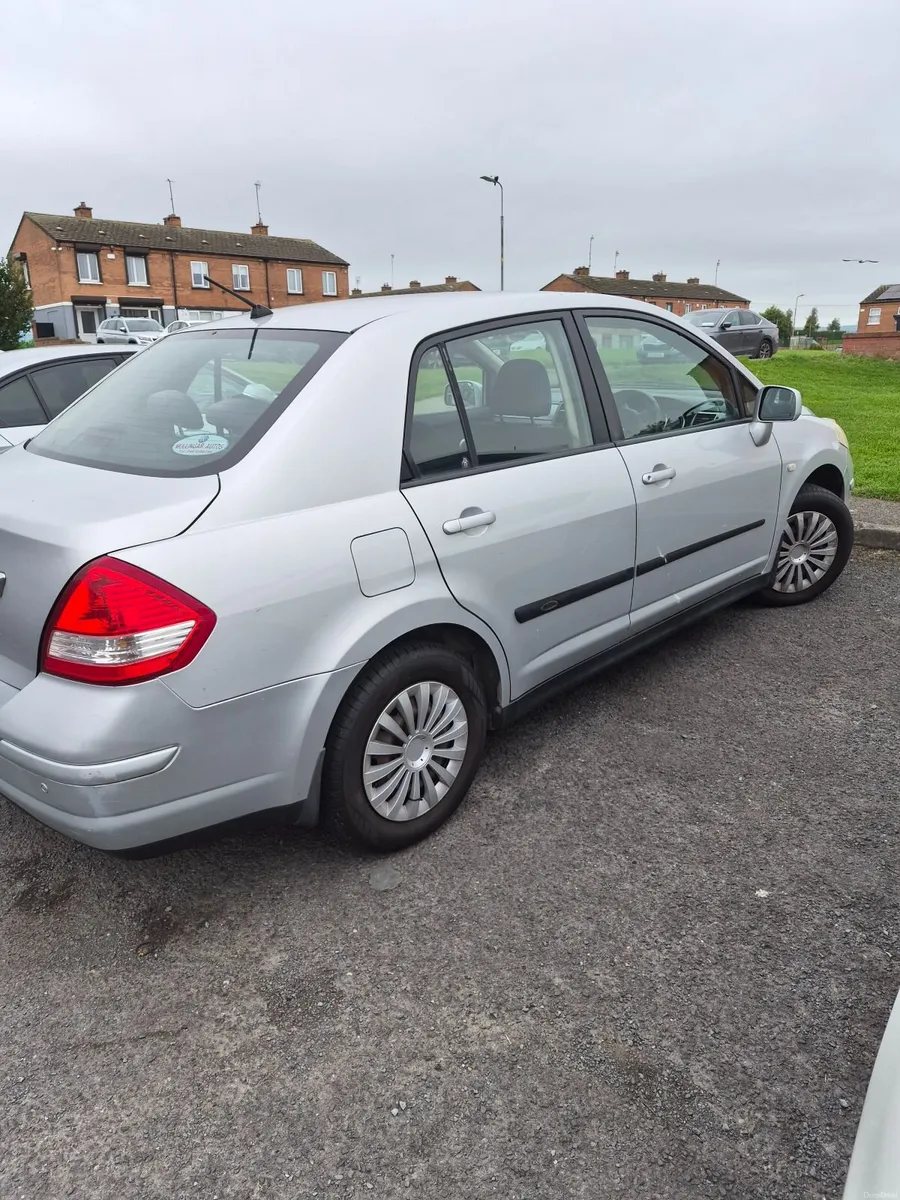 Nissan Tiida 2010 - Image 6