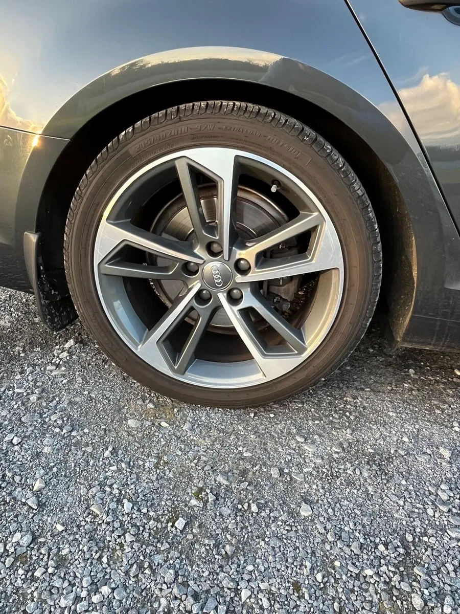 Audi A4 2019 - Image 4