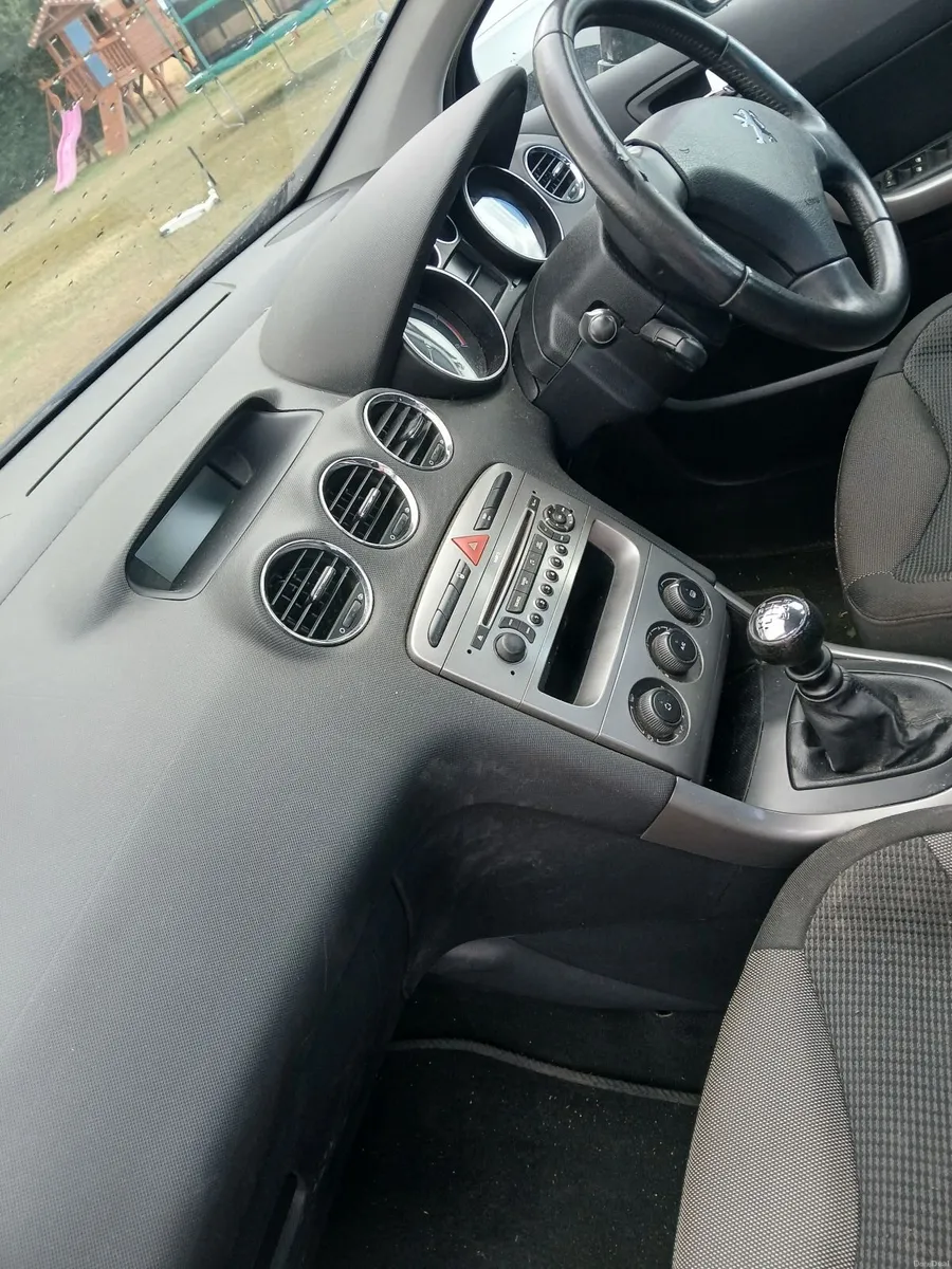 Peugeot 308 2009 - Image 3