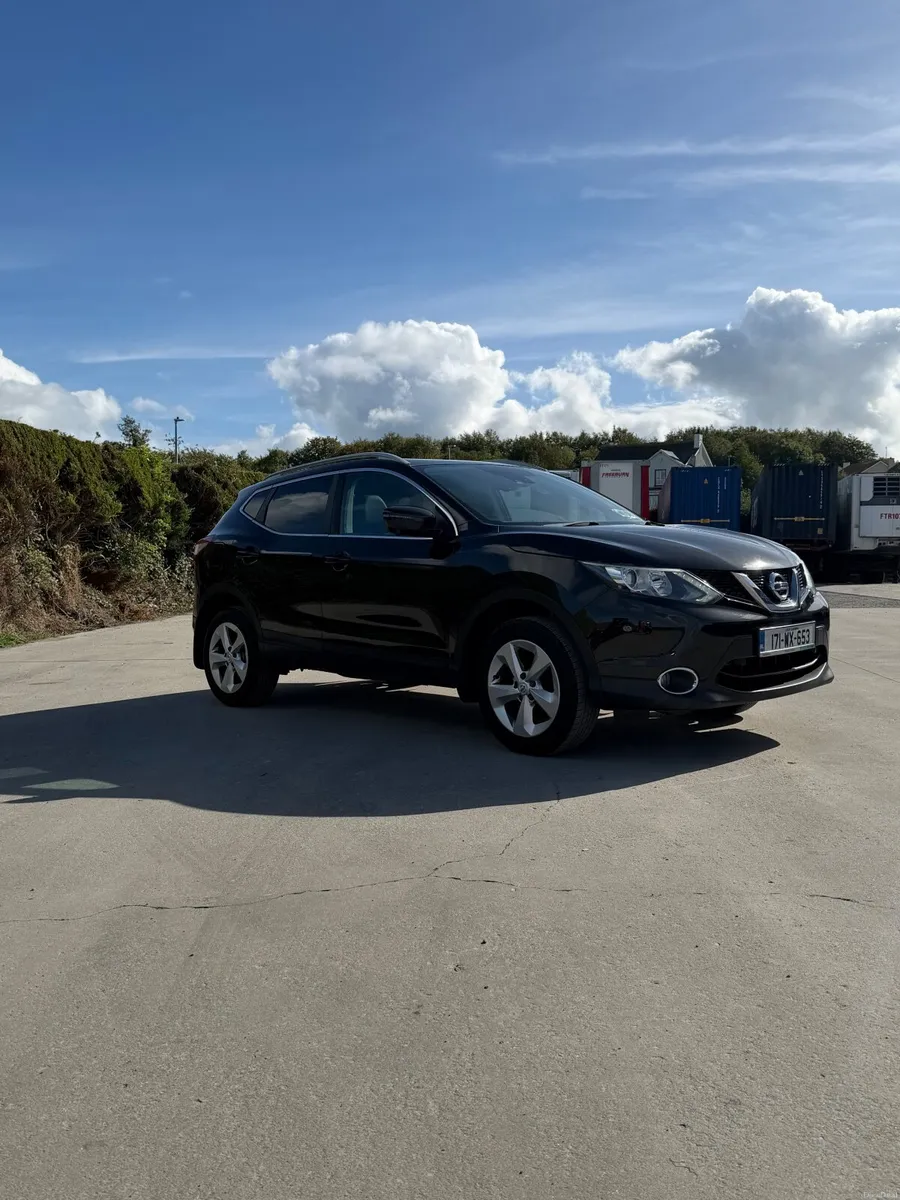 Nissan Qashqai 2017 Top Spec - Image 5