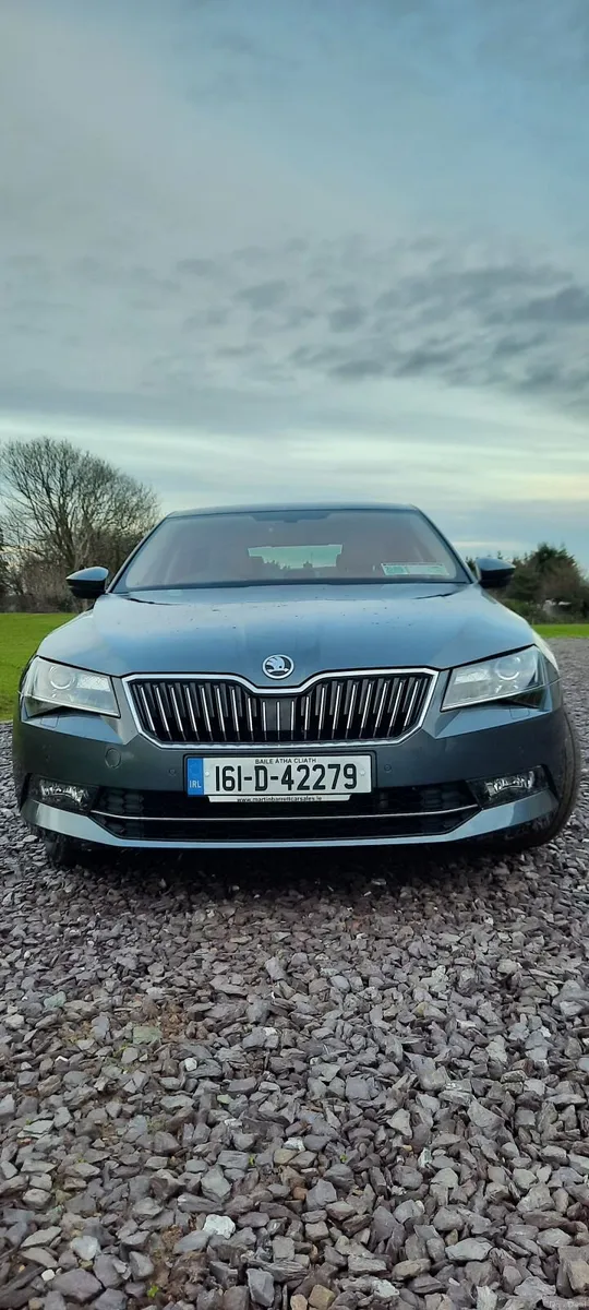 Skoda Superb 2016 - Image 2