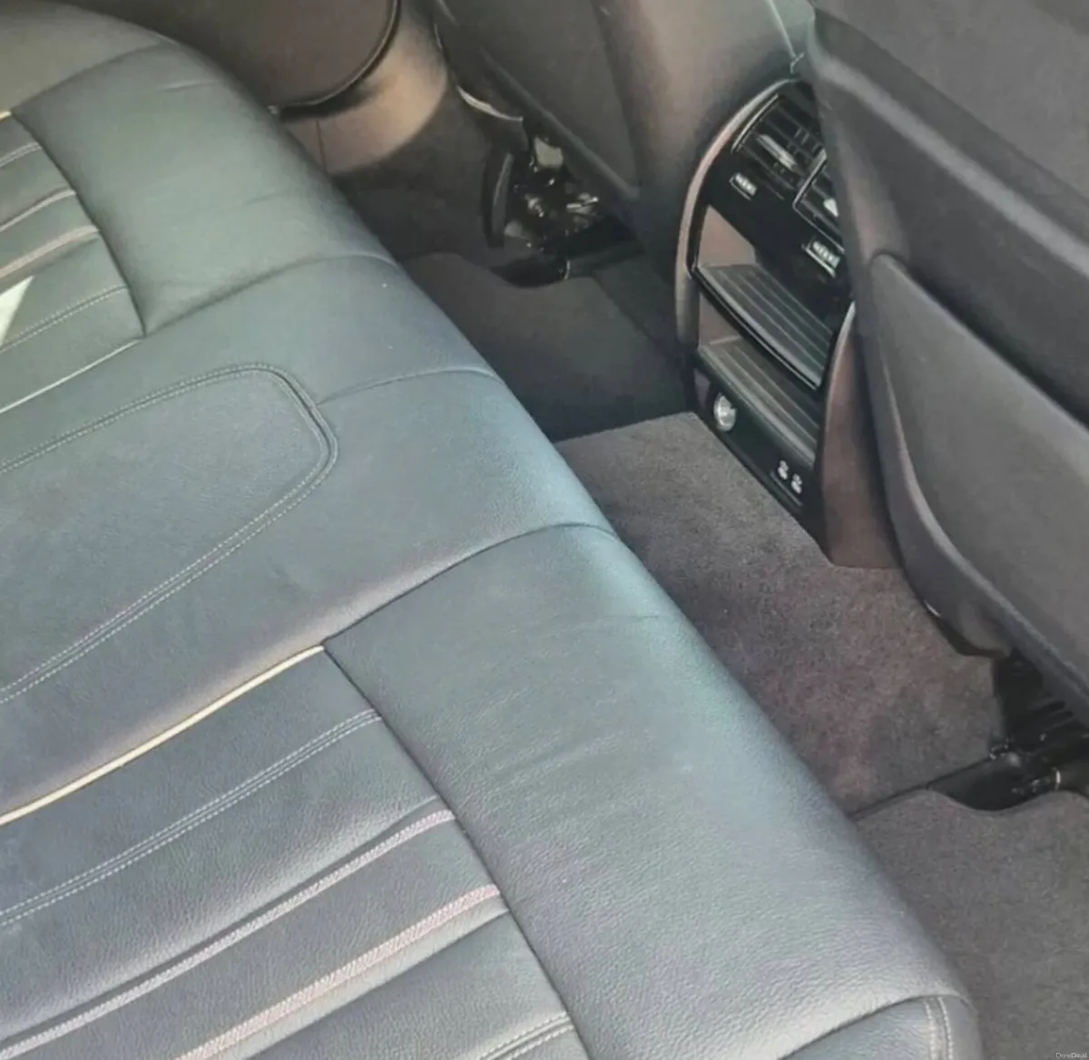 BMW 5 series 520d xdrive touring 2020 - Image 6