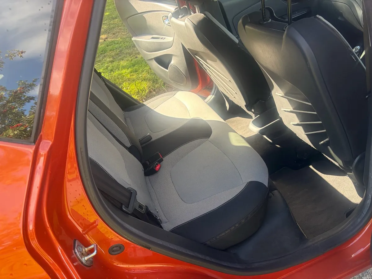 Renault capture 1.0 Petrol NCT 02/27 Tax 12/26 - Image 6