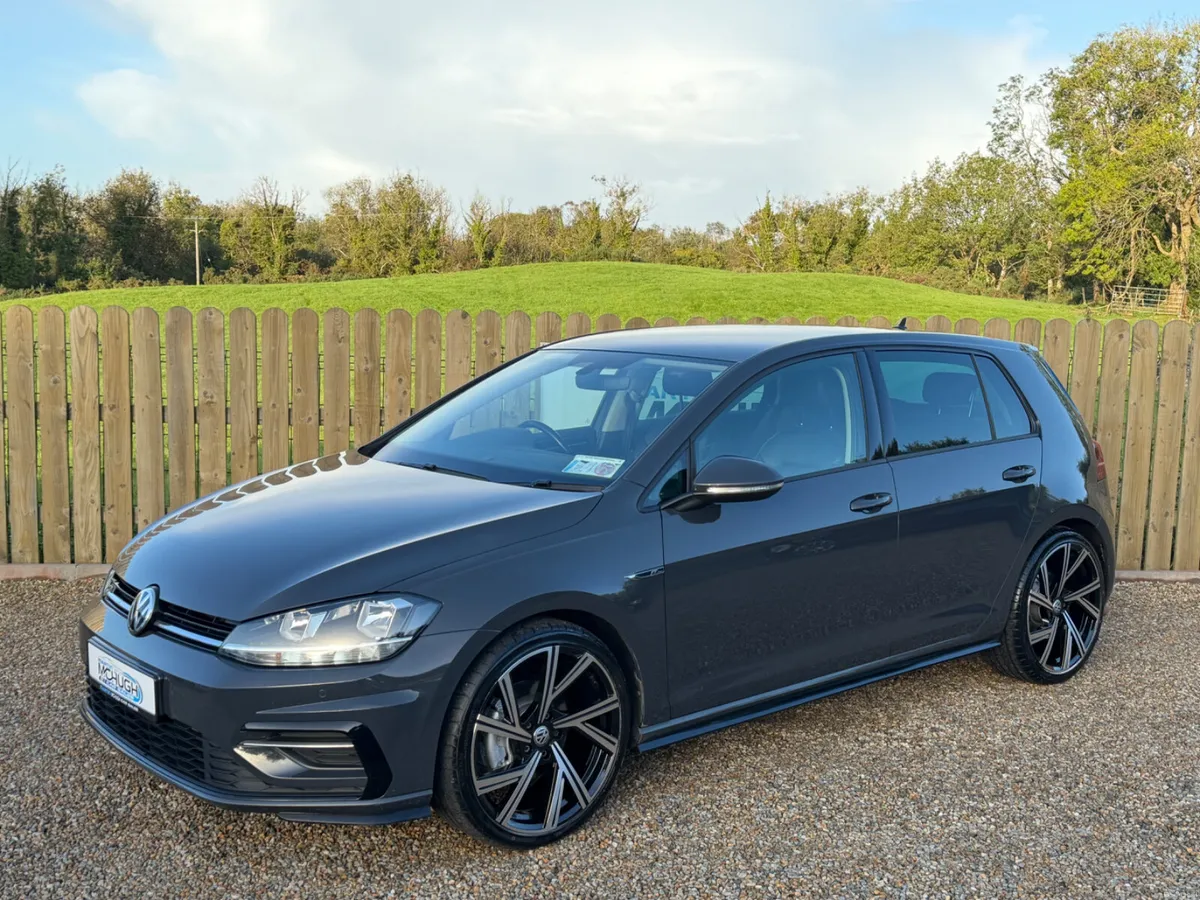 2020 Volkswagen Golf R Line - Image 3