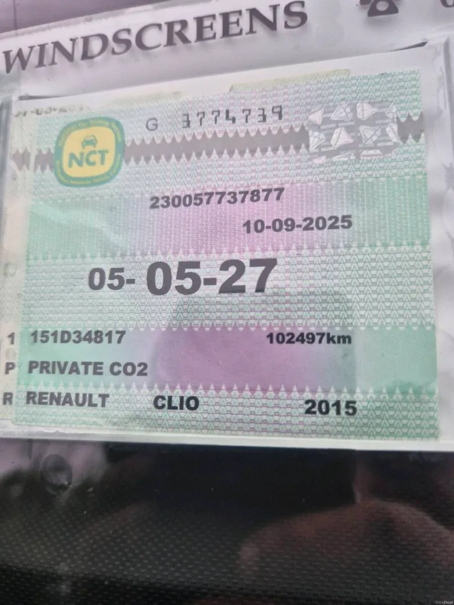 Car, low milage - Image 5