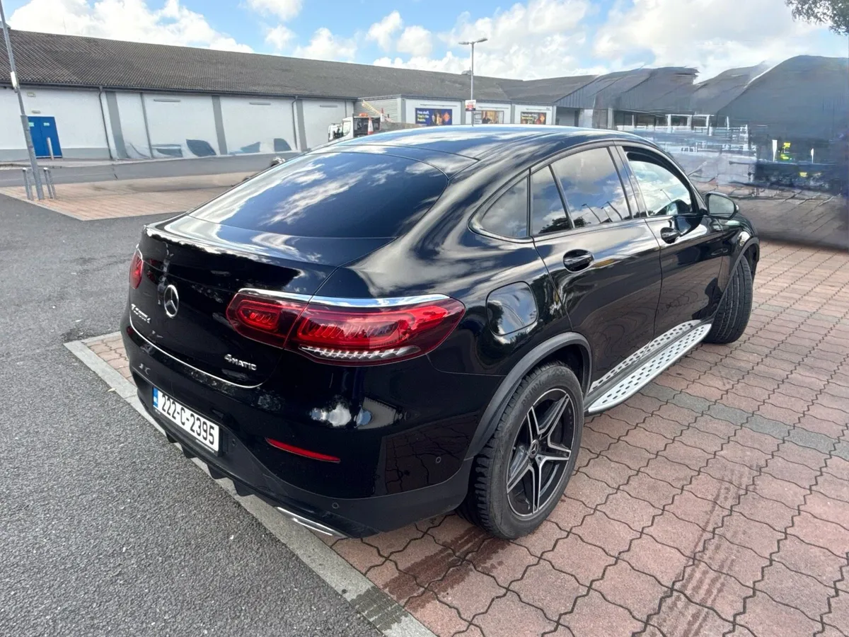 2022 Mercedes-Benz GLC 220d 4MATIC Coupé AMG Line - Image 4
