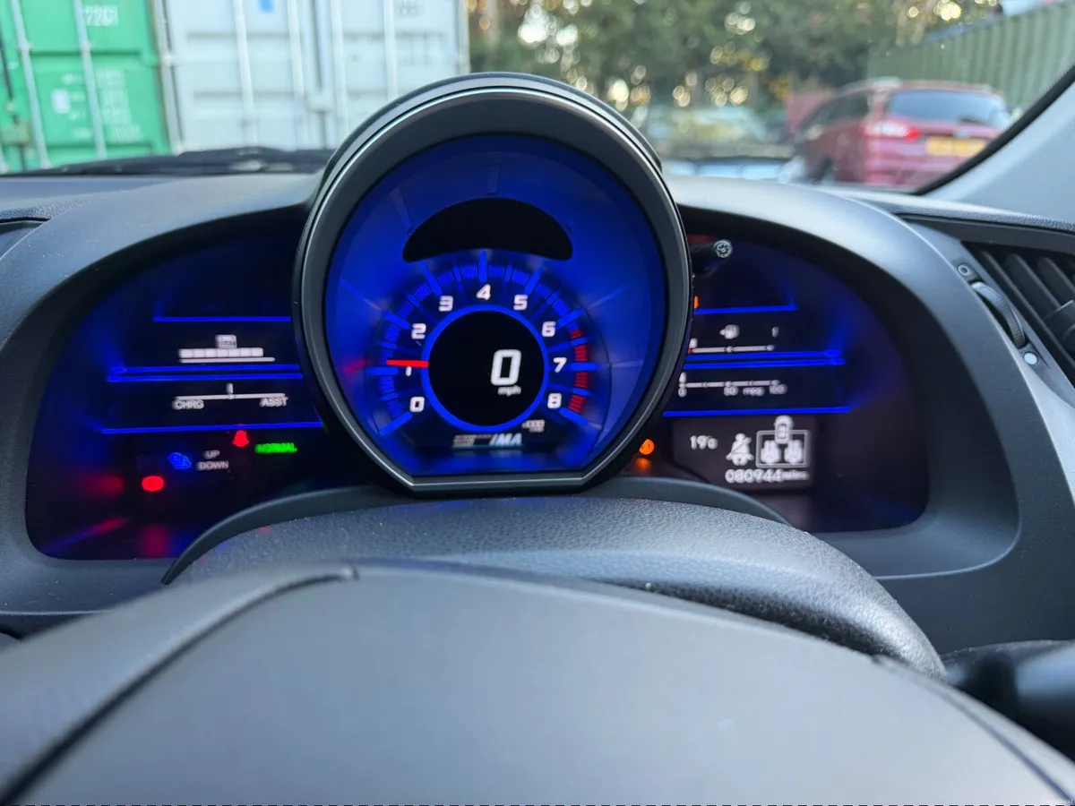 2011 Honda CR-Z 1.5 hybrid Manual 6 speed - Image 5