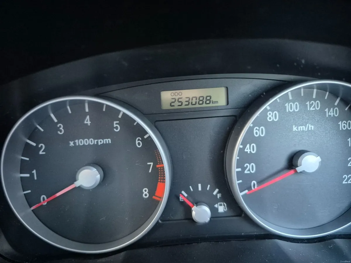 Hyundai Accent 2008 - Image 4