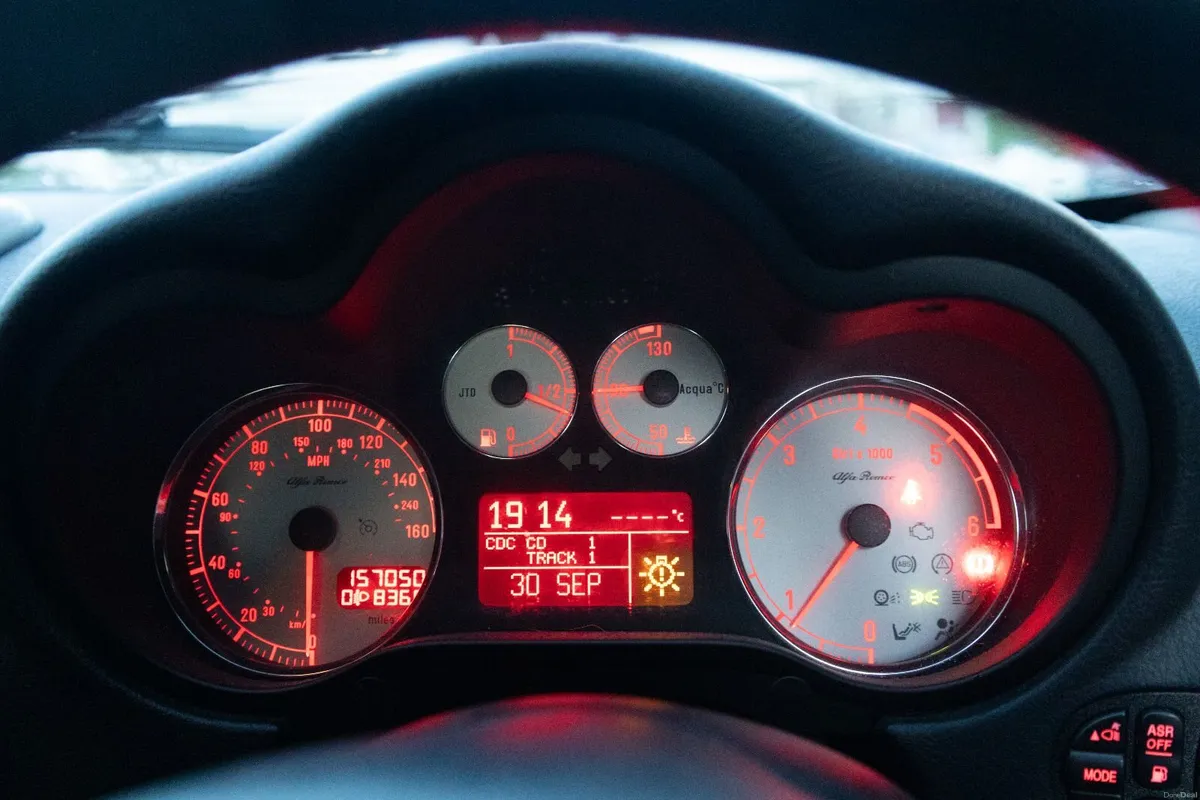 Alfa Romeo GT 2007 - Image 5