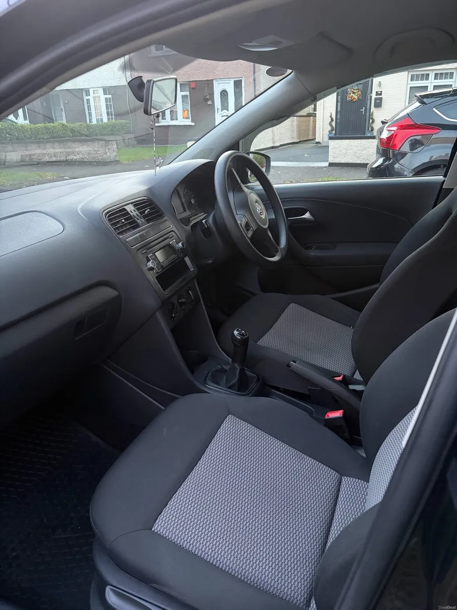 Volkswagen polo - Image 3