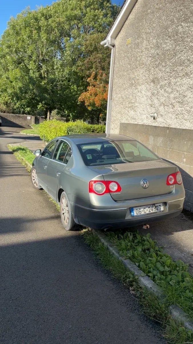 Volkswagen Passat 2006 - Image 1