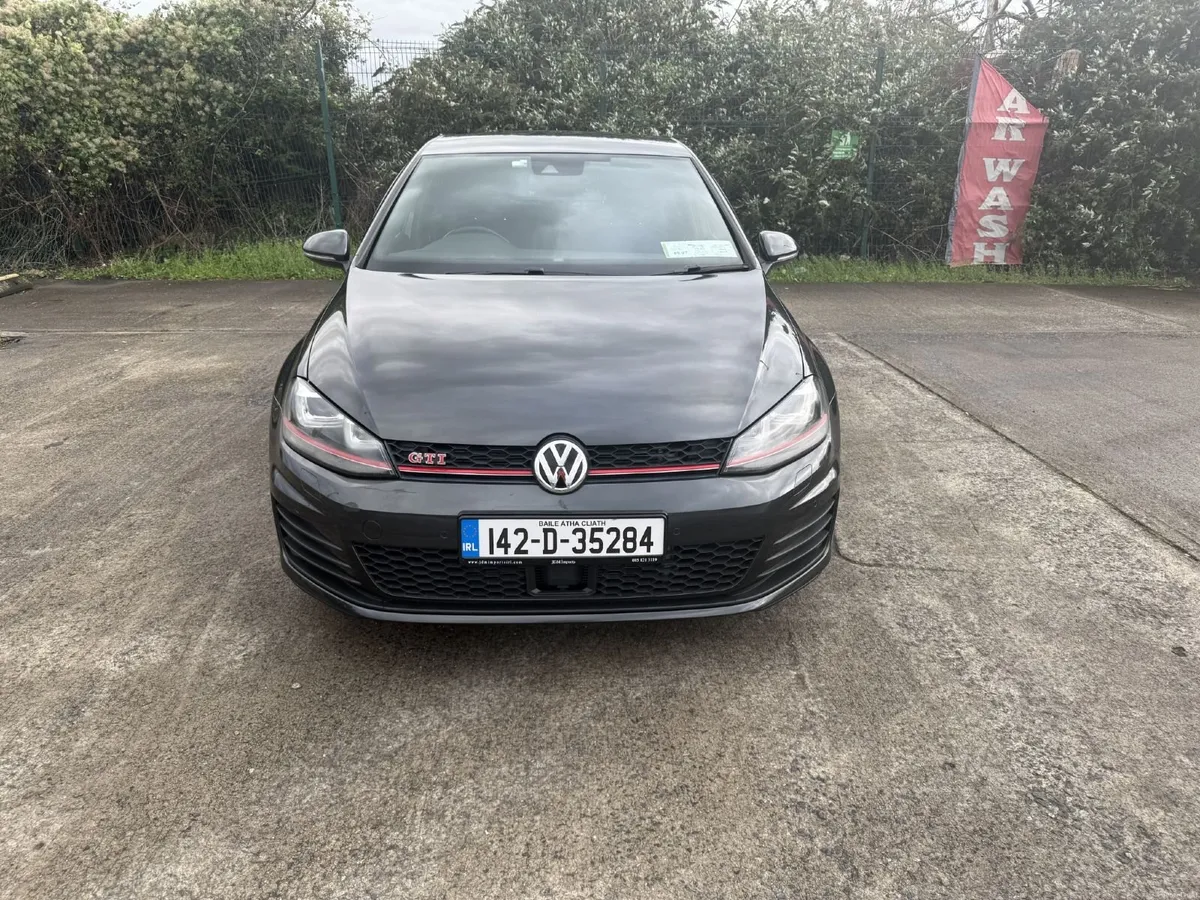 Volkswagen Golf 2014 - Image 1