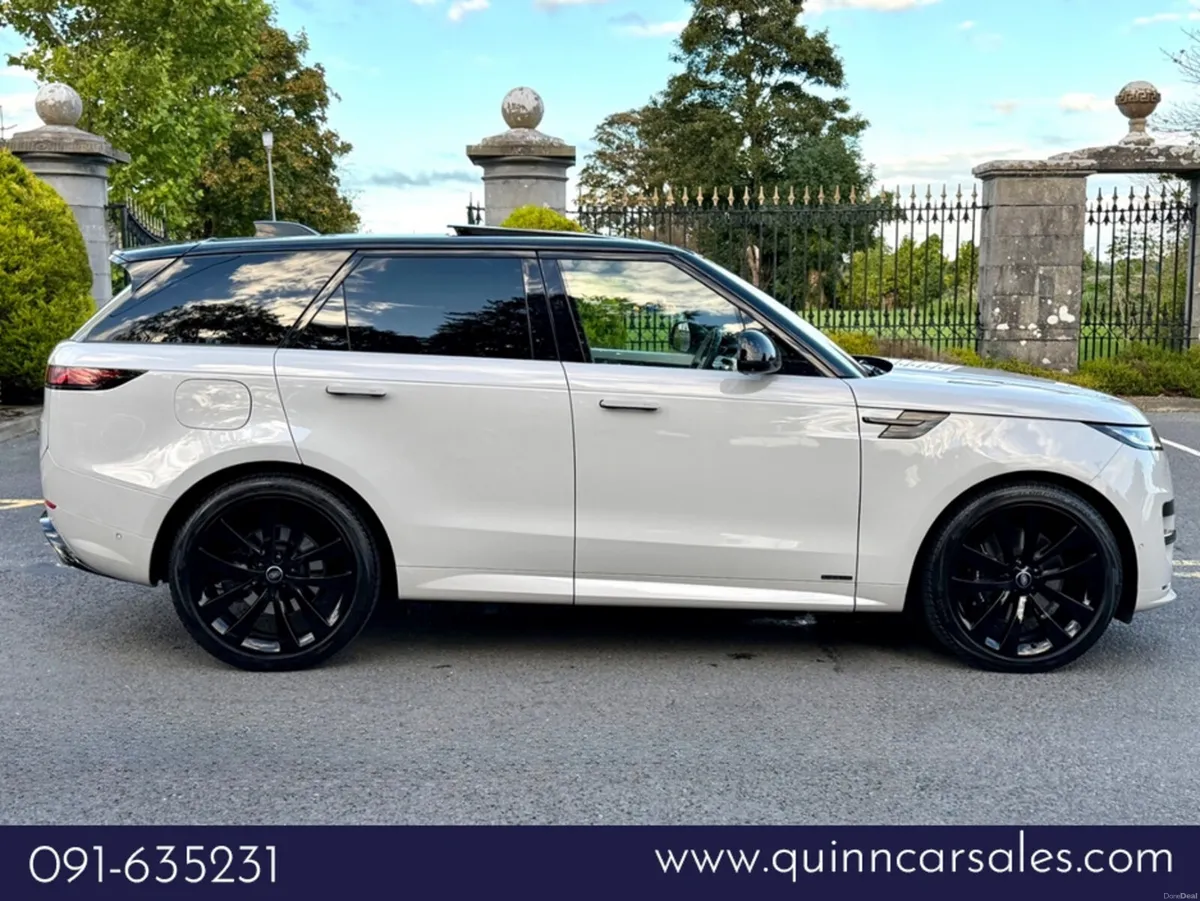 Land Rover Range Rover Sport P460e AUTOBIOGRAPHY== - Image 2