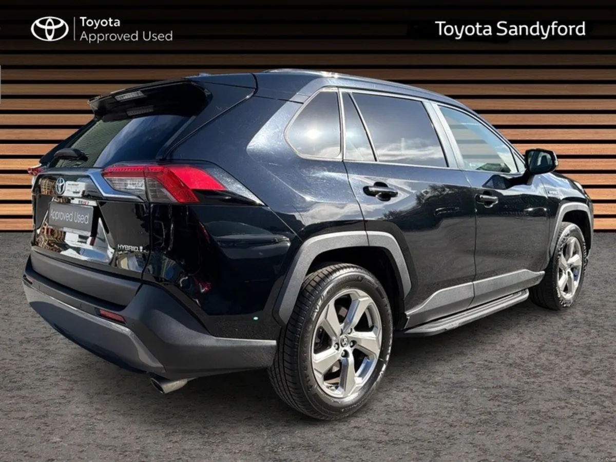 Toyota RAV4 HYBRID SOL // LEATHER HEATED SEATS // - Image 2