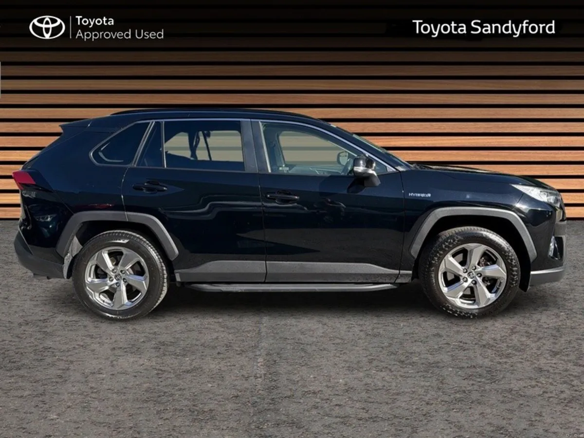 Toyota RAV4 HYBRID SOL // LEATHER HEATED SEATS // - Image 3
